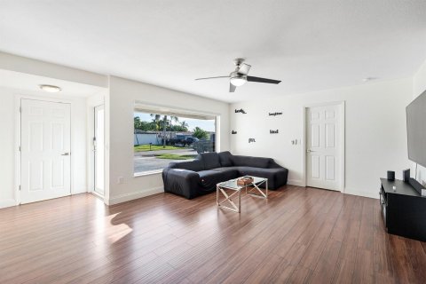 Villa ou maison à vendre à Sunrise, Floride: 4 chambres, 136.57 m2 № 2420806 - photo 11