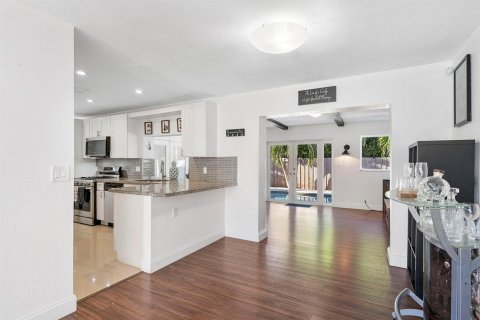 Villa ou maison à vendre à Sunrise, Floride: 4 chambres, 136.57 m2 № 2420806 - photo 8