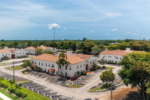 Immobilier commercial à vendre à Tamarac, Floride № 1786585 - photo 15