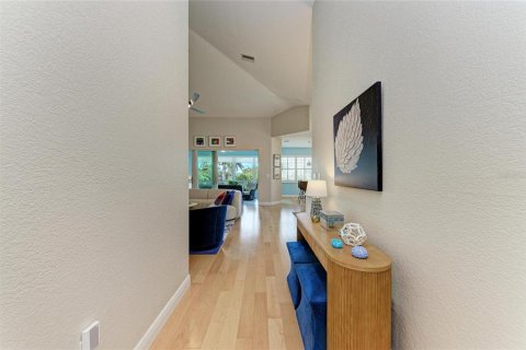 Condo in Punta Gorda, Florida, 3 bedrooms  № 2418661 - photo 11