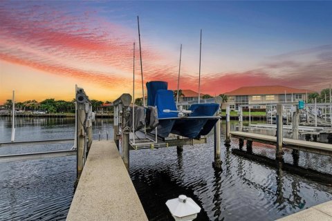 Condo in Punta Gorda, Florida, 3 bedrooms  № 2418661 - photo 2