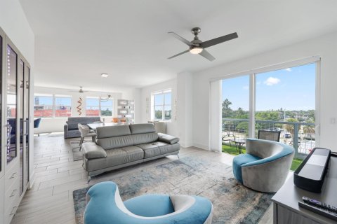 Copropriété à vendre à Delray Beach, Floride: 2 chambres, 133.59 m2 № 2412854 - photo 8