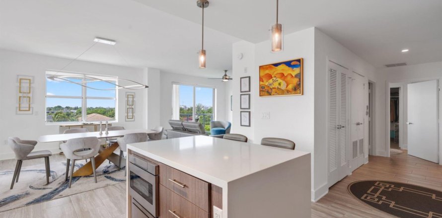 Condo à Delray Beach, Floride, 2 chambres  № 2412854