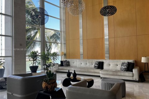 Condominio en alquiler en Miami, Florida, 1 dormitorio, 95.78 m2 № 2079104 - foto 17