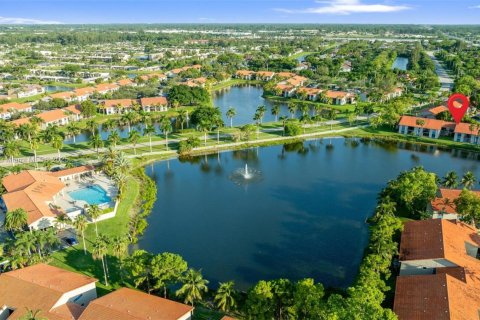 Condo in West Palm Beach, Florida, 2 bedrooms  № 1961858