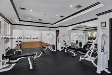 Condo in Miramar, Florida, 1 bedroom № 2031783 - photo 20