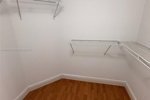 Condo in Miramar, Florida, 1 bedroom № 2031783 - photo 17