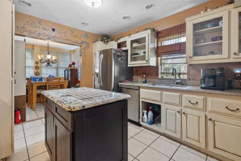 Villa ou maison à vendre à Tampa, Floride: 3 chambres, 174.19 m2 № 2339705 - photo 10