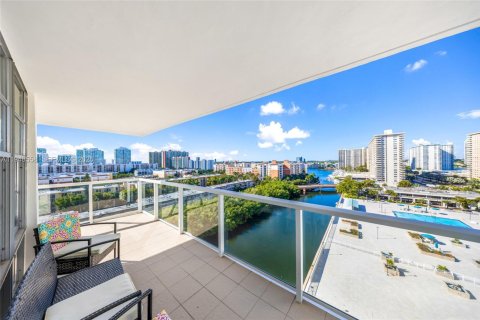 Снять в аренду кондоминиум в Санни-Айлс-Бич, Флорида 2 спальни, 141.68м2, № 2004244 - фото 22