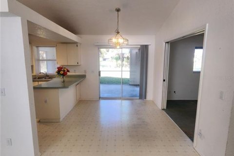 Casa en venta en Port Charlotte, Florida, 3 dormitorios, 120.4 m2 № 1744425 - foto 12