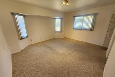 Casa en venta en Port Charlotte, Florida, 3 dormitorios, 120.4 m2 № 1744425 - foto 5