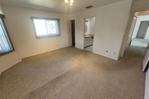 Casa en venta en Port Charlotte, Florida, 3 dormitorios, 120.4 m2 № 1744425 - foto 6