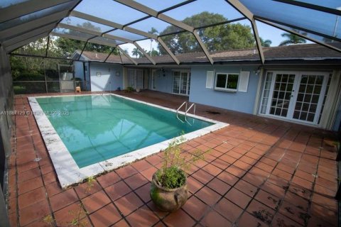 Casa en alquiler en Miami, Florida, 3 dormitorios, 179.77 m2 № 1932770 - foto 7