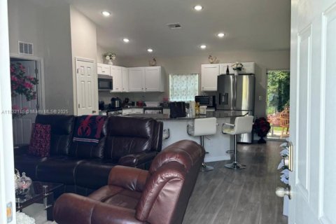 Villa ou maison à vendre à Port Charlotte, Floride: 4 chambres № 1813840 - photo 27
