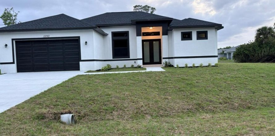 Villa ou maison à North Port, Floride 3 chambres, 182.27 m2 № 2190898