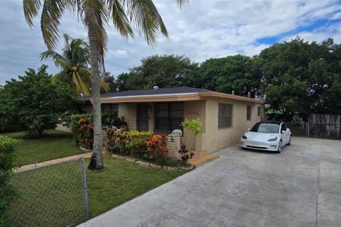 Villa ou maison à vendre à Miami, Floride: 3 chambres, 139.63 m2 № 2082402 - photo 14