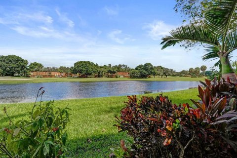 Condo à Davie, Floride, 2 chambres № 2146769