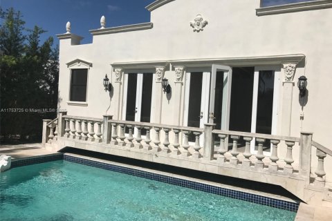 Casa en venta en Miami Beach, Florida, 4 dormitorios, 258.55 m2 № 1501042 - foto 1