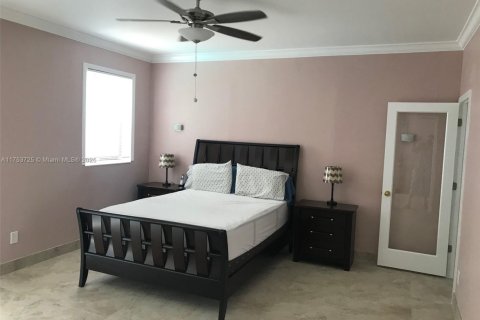 Casa en venta en Miami Beach, Florida, 4 dormitorios, 258.55 m2 № 1501042 - foto 27