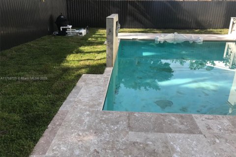 Casa en venta en Miami Beach, Florida, 4 dormitorios, 258.55 m2 № 1501042 - foto 5