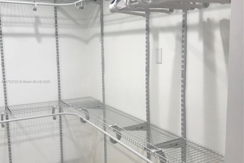 Casa en venta en Miami Beach, Florida, 4 dormitorios, 258.55 m2 № 1501042 - foto 29