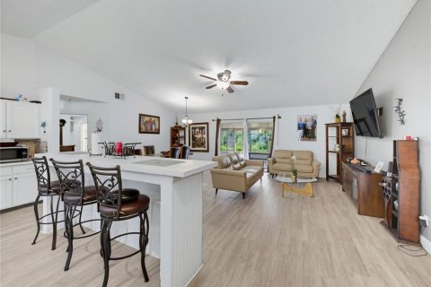 Villa ou maison à vendre à Clermont, Floride: 3 chambres, 134.15 m2 № 2324894 - photo 12
