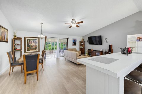 Villa ou maison à vendre à Clermont, Floride: 3 chambres, 134.15 m2 № 2324894 - photo 13