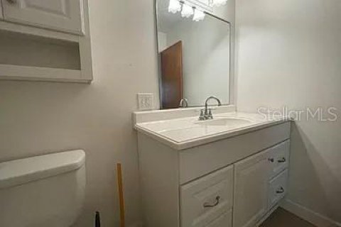 Touwnhouse à louer à DeLand, Floride: 2 chambres, 96.9 m2 № 2167738 - photo 7
