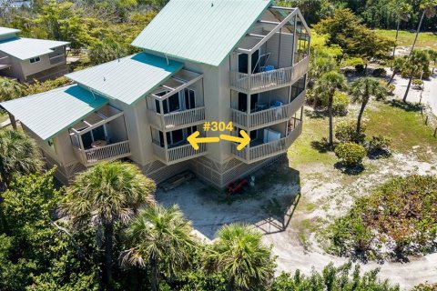 Condo in Placida, Florida, 1 bedroom № 2217711