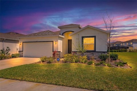 Casa en Bradenton, Florida 4 dormitorios, 189.15 m2 № 2209712