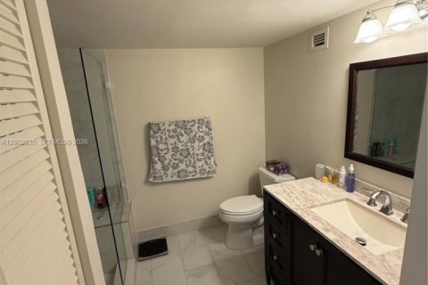 Купить кондоминиум в Халландейл-Бич, Флорида 2 спальни, 104.98м2, № 2066353 - фото 13