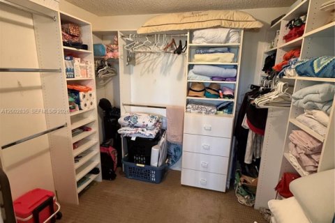 Купить кондоминиум в Халландейл-Бич, Флорида 2 спальни, 104.98м2, № 2066353 - фото 16