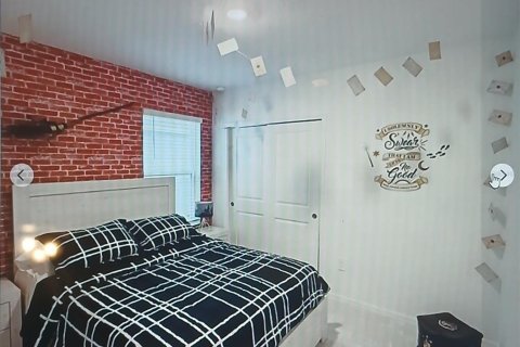 House in Kissimmee, Florida 3 bedrooms, 135.08 sq.m. № 2202029 - photo 7