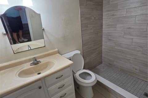 Copropriété à louer à New Port Richey, Floride: 2 chambres, 93.65 m2 № 2388500 - photo 10