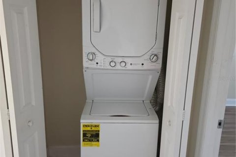 Copropriété à louer à New Port Richey, Floride: 2 chambres, 93.65 m2 № 2388500 - photo 11