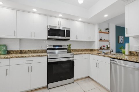 Copropriété à louer à Oakland Park, Floride: 1 chambre, 69.68 m2 № 2252014 - photo 15