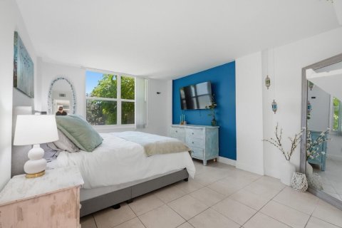 Copropriété à louer à Oakland Park, Floride: 1 chambre, 69.68 m2 № 2252014 - photo 17