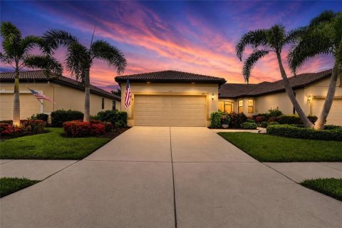 Villa ou maison à vendre à Apollo Beach, Floride: 3 chambres, 150.13 m2 № 2226137 - photo 2