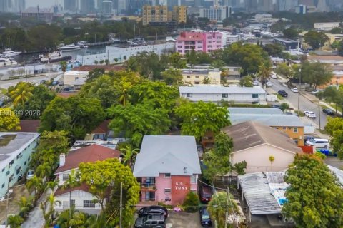 Commercial property in Miami, Florida 358.23 sq.m. № 2075297 - photo 15