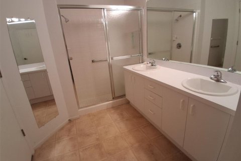 Copropriété à louer à New Port Richey, Floride: 2 chambres, 160.54 m2 № 1912733 - photo 21