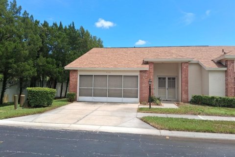 Copropriété à louer à New Port Richey, Floride: 2 chambres, 160.54 m2 № 1912733 - photo 1