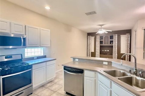 House in Windermere, Florida 3 bedrooms, 172.05 sq.m. № 1909408 - photo 7