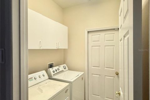 House in Windermere, Florida 3 bedrooms, 172.05 sq.m. № 1909408 - photo 18