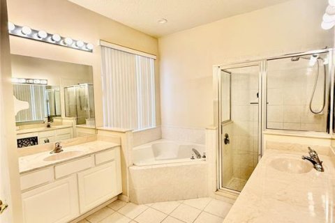 House in Windermere, Florida 3 bedrooms, 172.05 sq.m. № 1909408 - photo 11