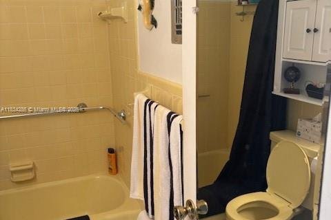 Condo in Hallandale Beach, Florida, 1 bedroom  № 1814863 - photo 10