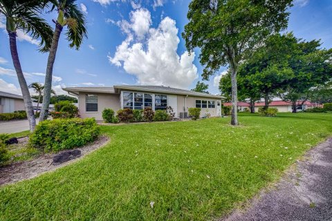 Condo in Lake Worth, Florida, 2 bedrooms  № 2261061 - photo 22