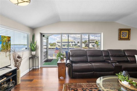Villa ou maison à vendre à Hernando Beach, Floride: 7 chambres, 289.11 m2 № 2420627 - photo 15
