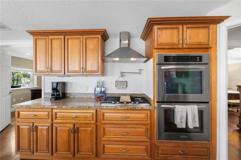 Villa ou maison à vendre à Hernando Beach, Floride: 7 chambres, 289.11 m2 № 2420627 - photo 11