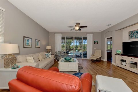 House in Port Charlotte, Florida 3 bedrooms, 150.22 sq.m. № 1373782 - photo 24