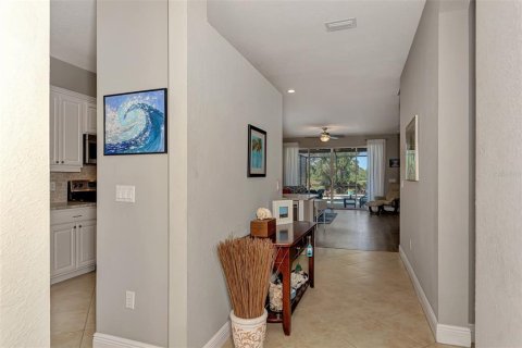 House in Port Charlotte, Florida 3 bedrooms, 150.22 sq.m. № 1373782 - photo 22